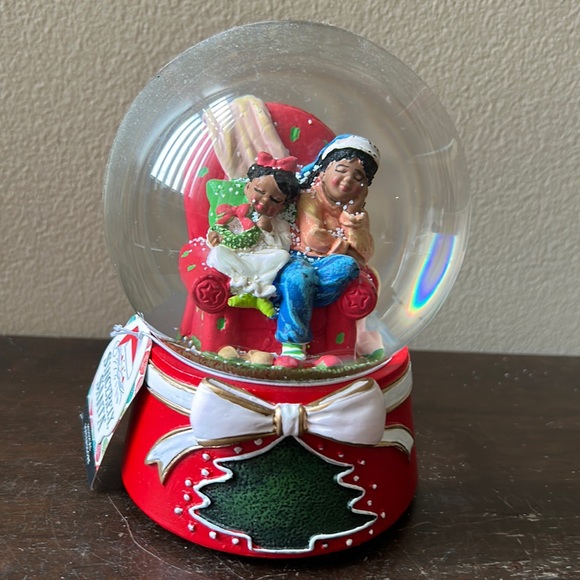 African American Kids Sleeping Snow globe Musical New Christmas Holiday - Picture 1 of 3